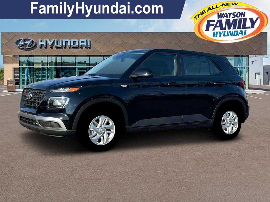 2025 Hyundai Venue SE - Photo 2