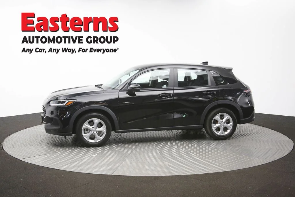 Used 2023 Black Honda LX image 57