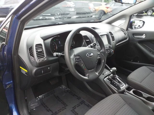 Used 2018 Blue Kia LX image 10