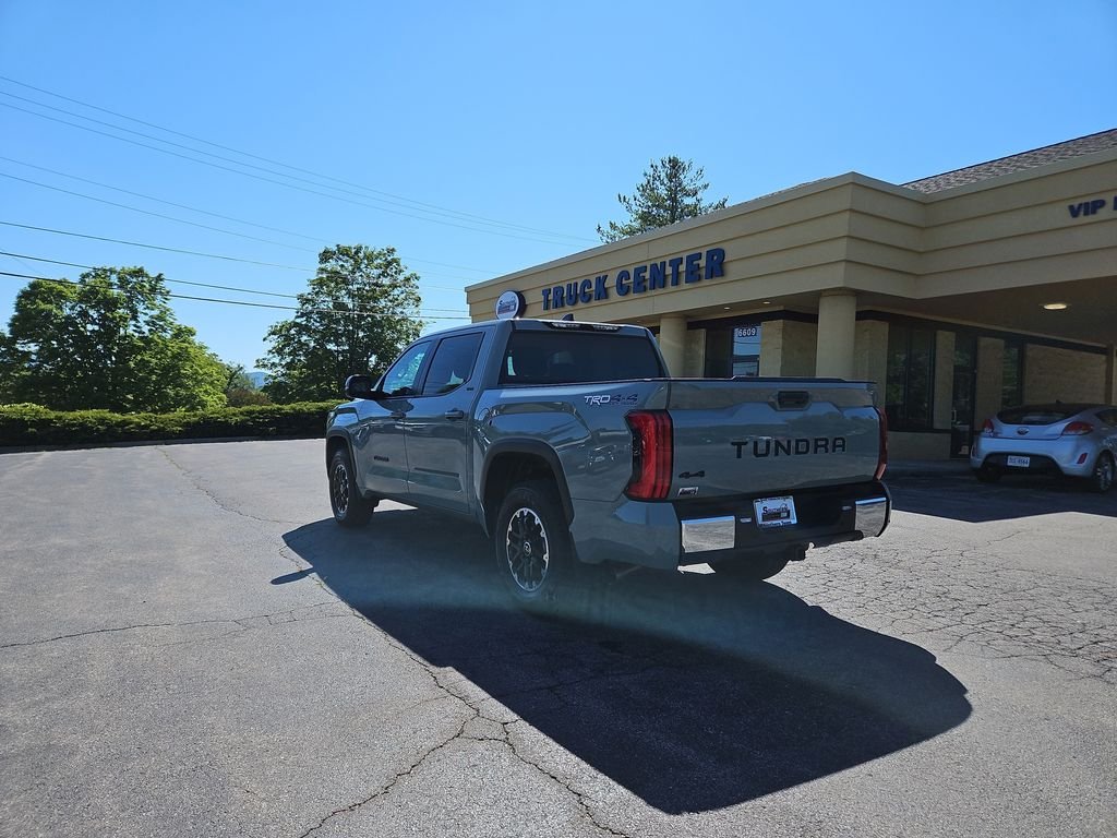 Used 2024  Toyota SR5 image 3