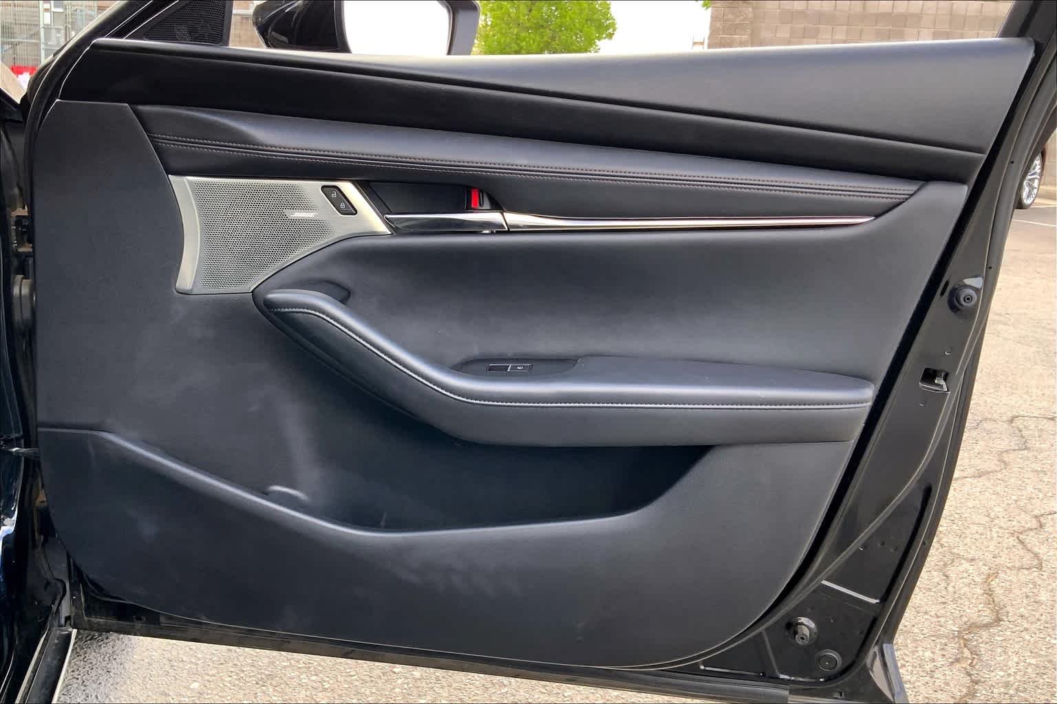 Used 2019 Jet Black Mica Mazda w/Premium Pkg image 22