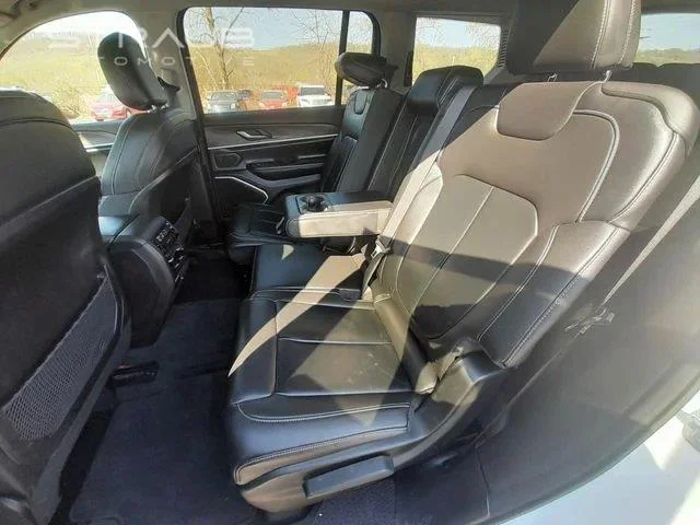 Used 2021 Bright White Clearcoat Jeep Limited image 44