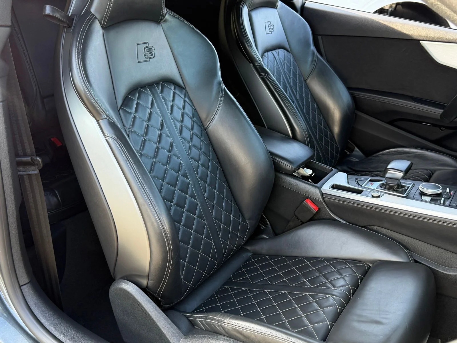 Used 2018 Daytona Gray Pearl Effect Audi 3.0T Prestige image 36