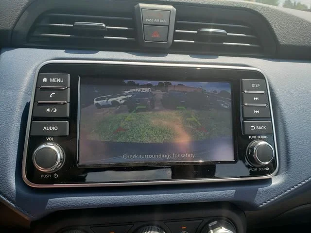 2025 Nissan Versa Sedan SV - Photo 20