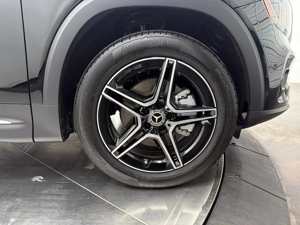 New 2026 Black Mercedes-Benz GLB 250 image 9