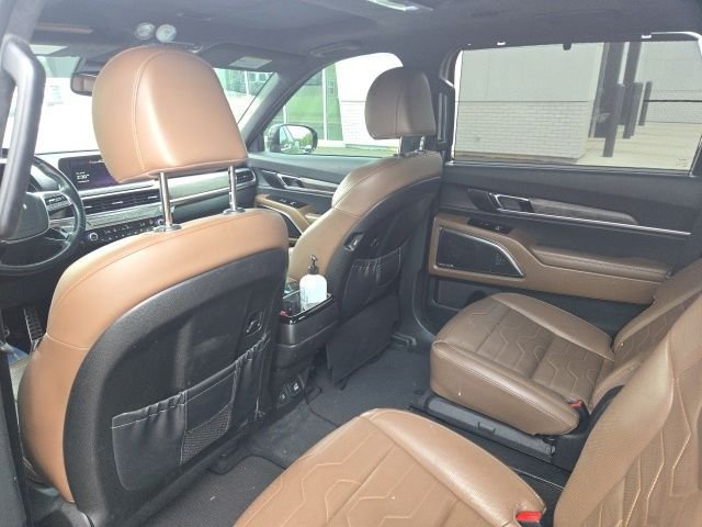 Used 2022 Black Kia SX image 7