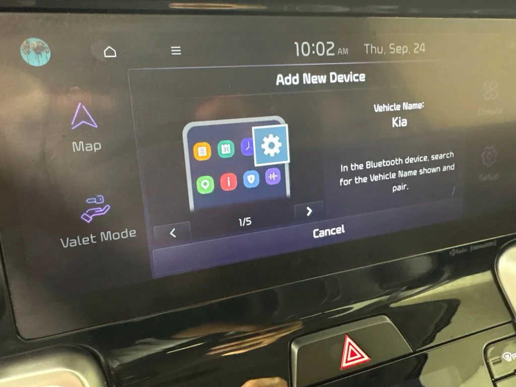 Used 2023 Silver Kia S image 29