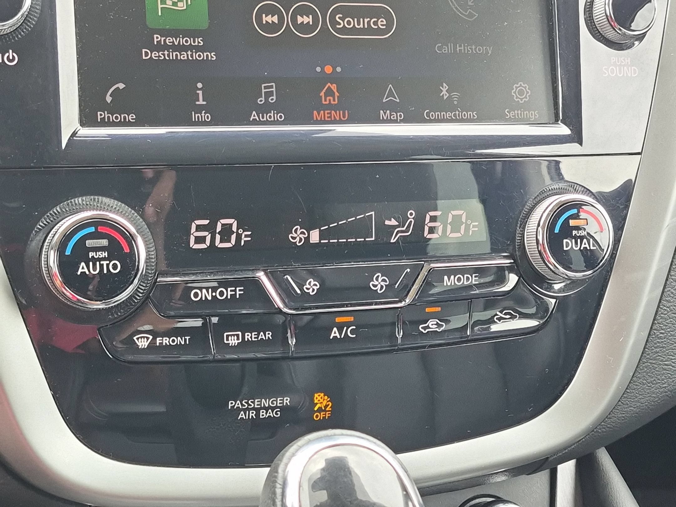 Used 2020 Super Black Metallic Nissan SL AWD image 22