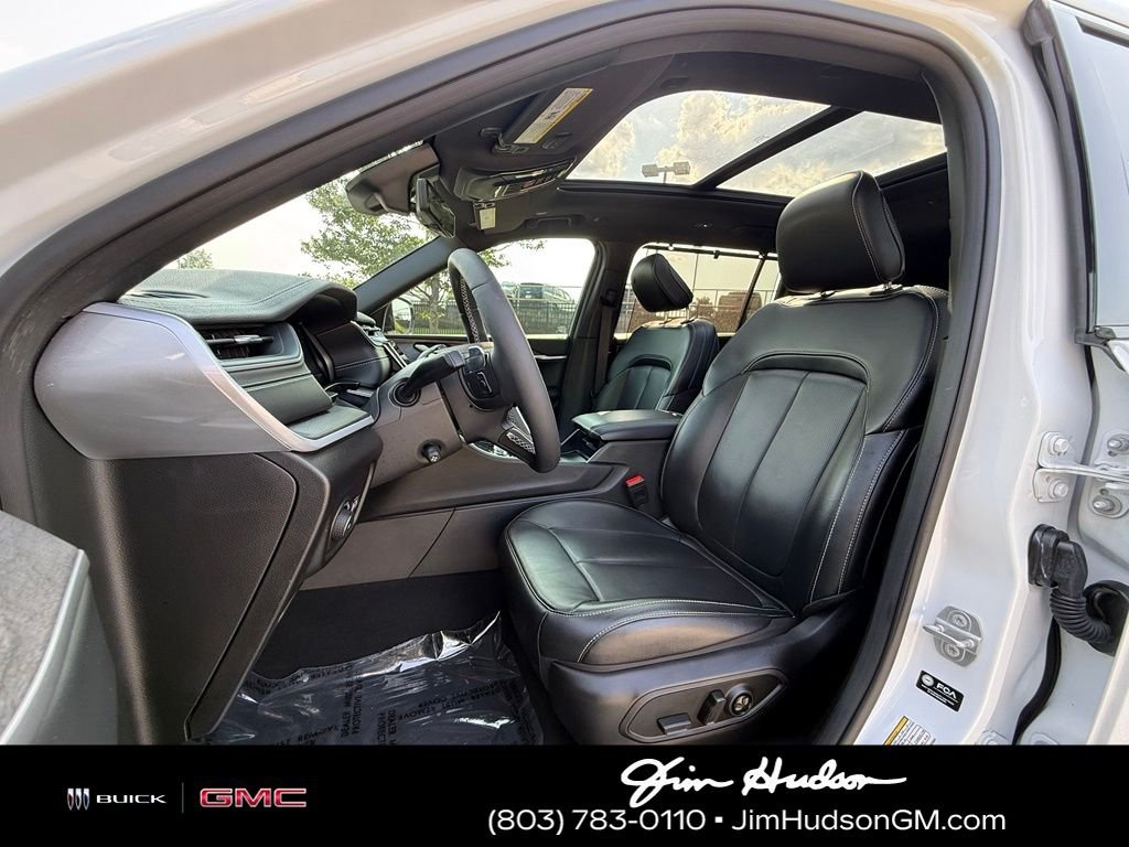 Certified Used 2024 White Jeep Limited image 6