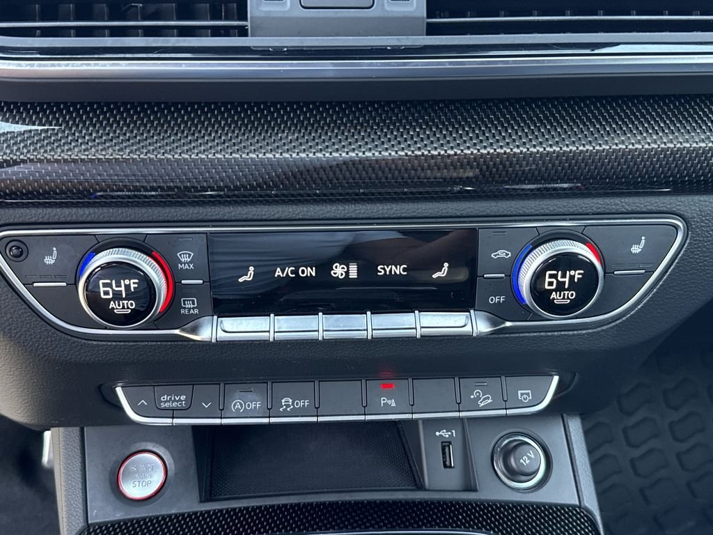 2022 Audi SQ5 Premium - Photo 26