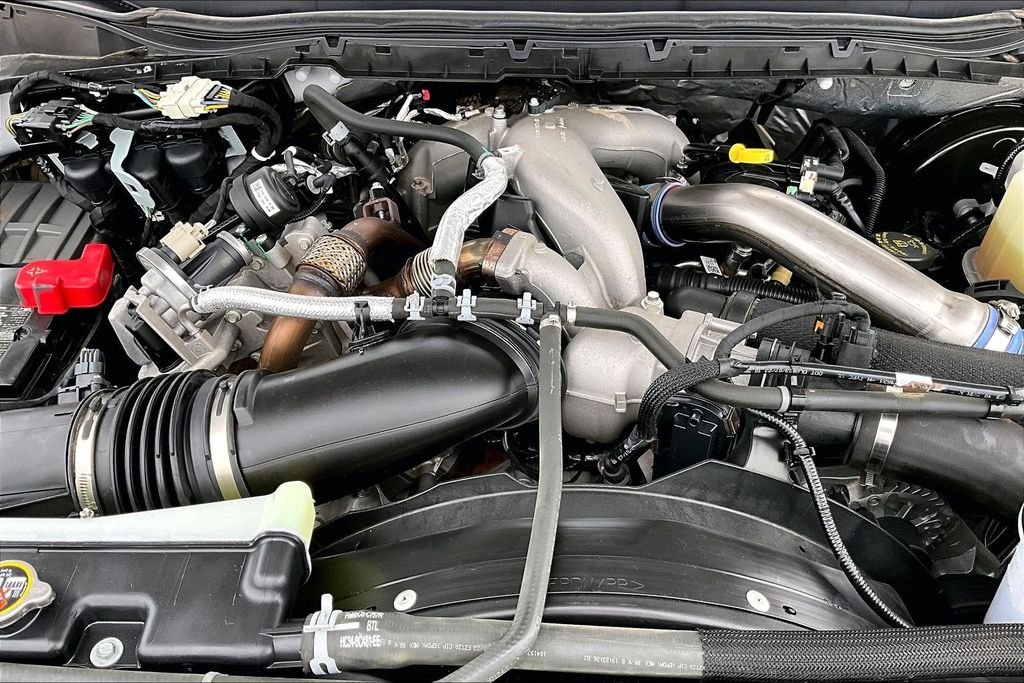 Used 2023 White Ford XLT image 9