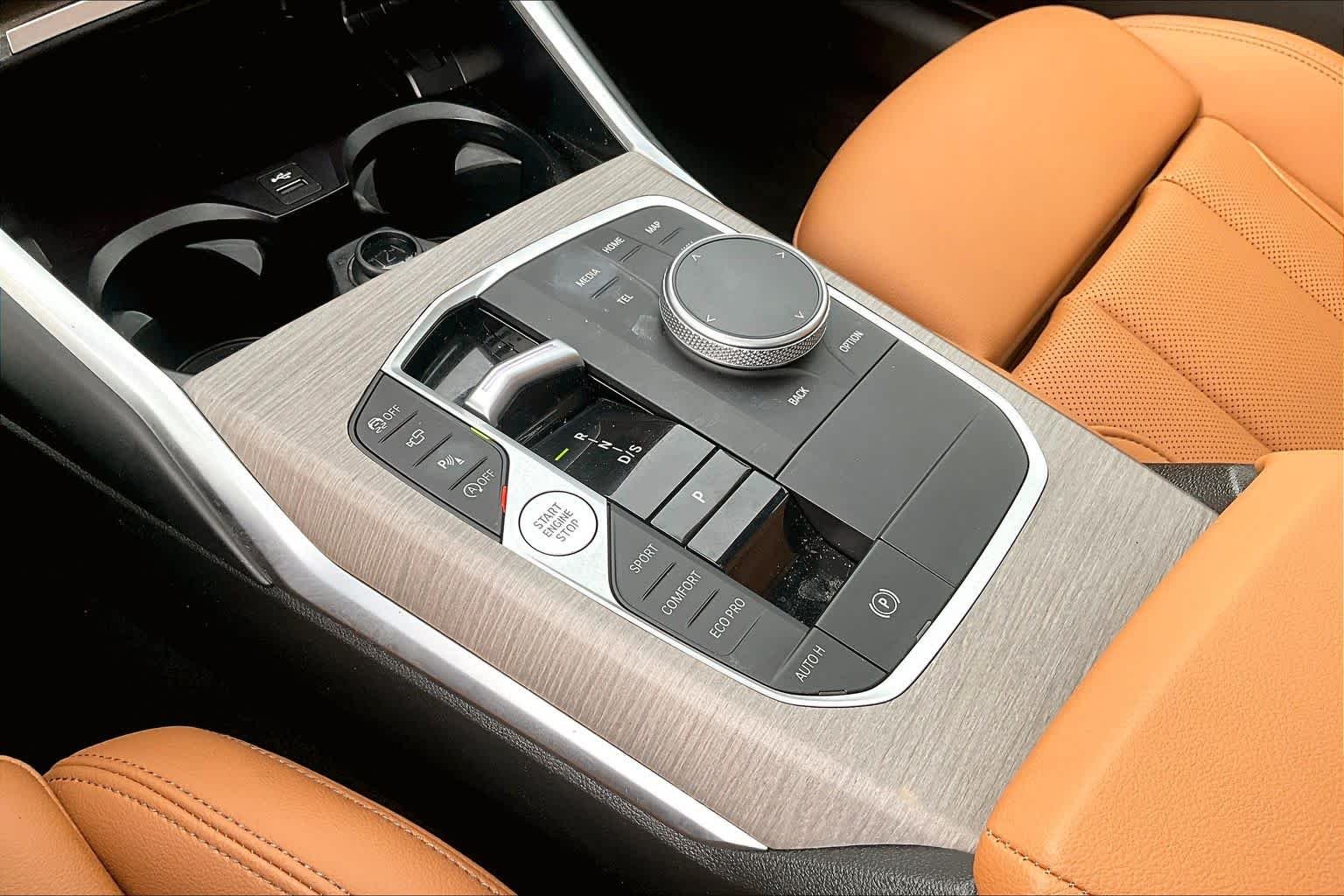 Used 2025 Mineral White Metallic BMW 330i image 15