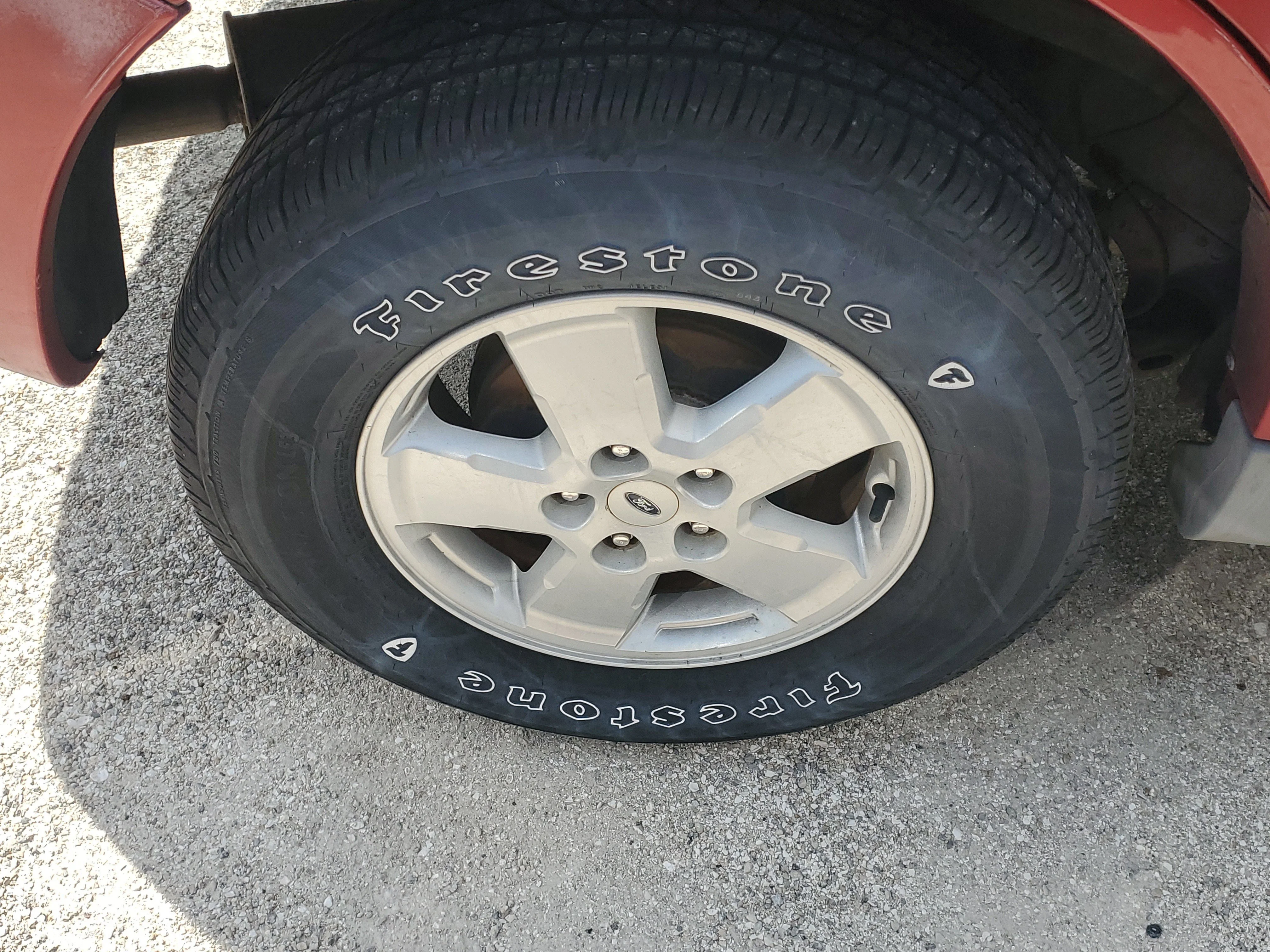 Used 2008  Ford XLT image 6