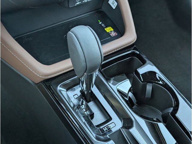 New 2026 CRYSTAL BLACK SILICA Subaru Touring image 13