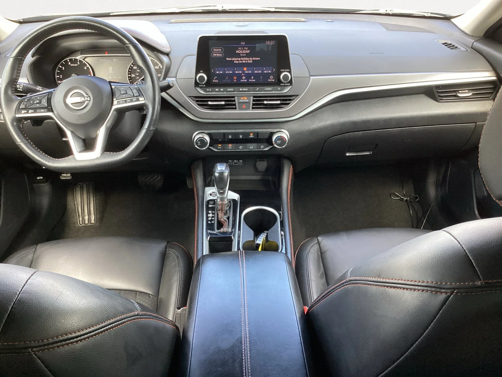 Certified Used 2023 Super Black Nissan 2.5 SR image 4