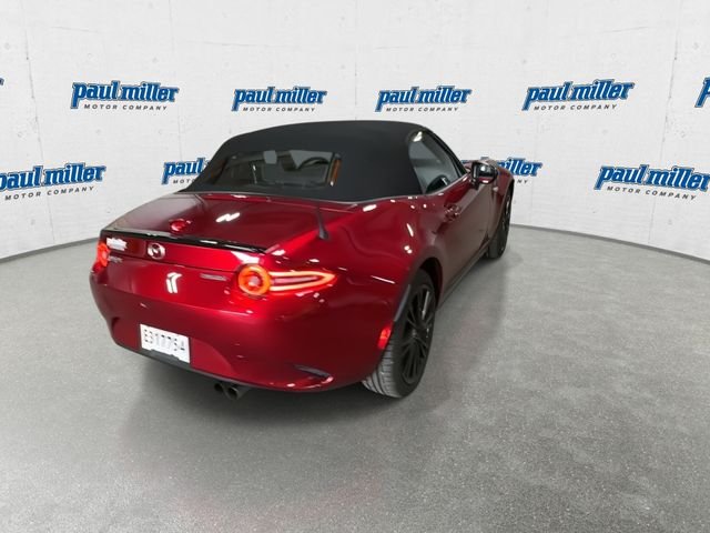 Certified Used 2025 Red Mazda Club image 10
