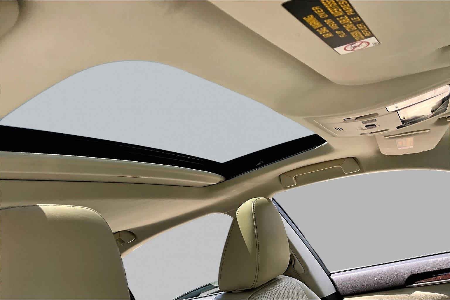 Used 2016 Autumn Shimmer Lexus  image 14