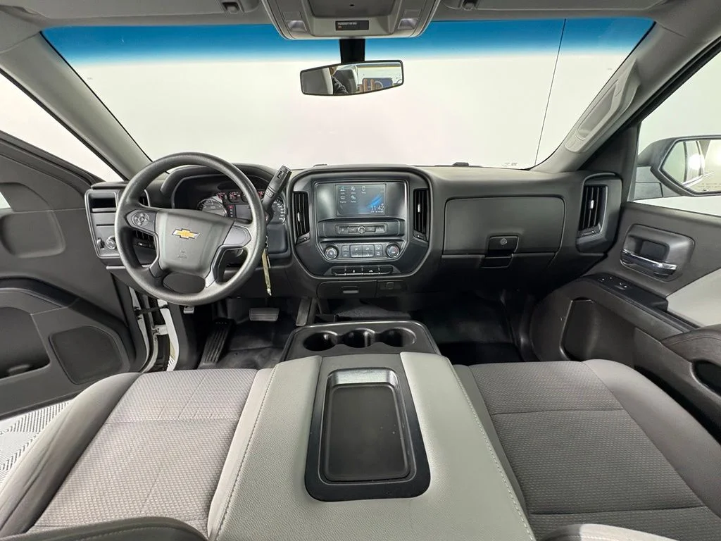 Used 2017 White Chevrolet WT image 4