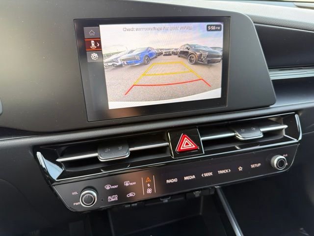 New 2026 Snow White Pearl Kia LX image 18