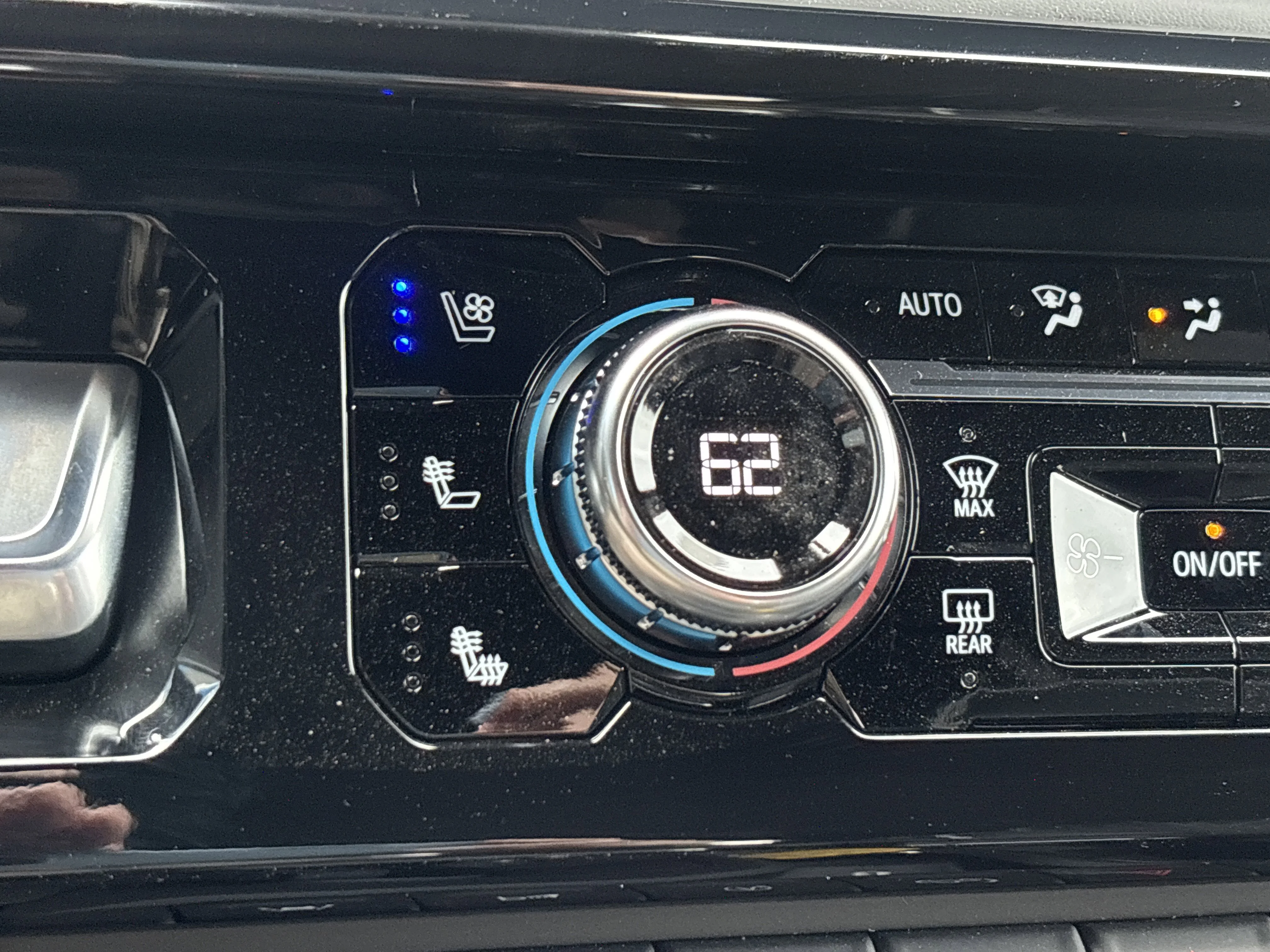 2026 GMC Sierra 1500 AT4X - Photo 43