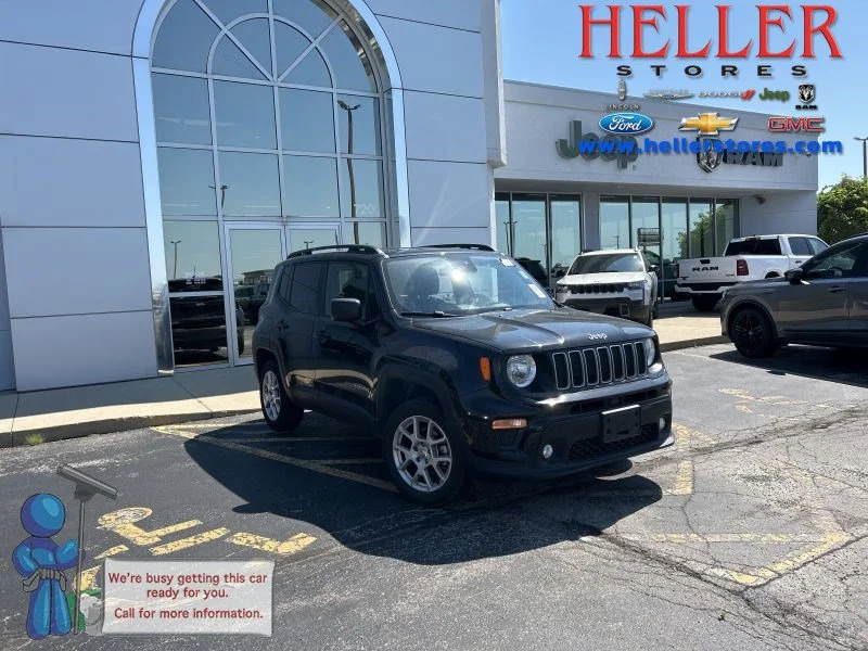 Used 2022 Black Clearcoat Jeep Latitude image 1