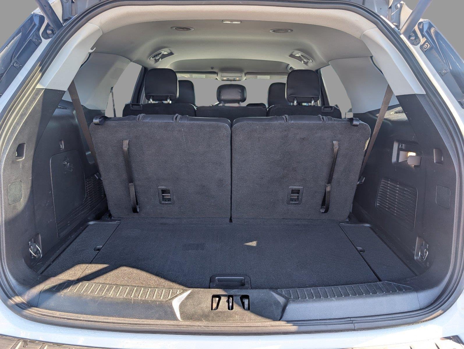 Used 2021 Oxford White Ford XLT image 5