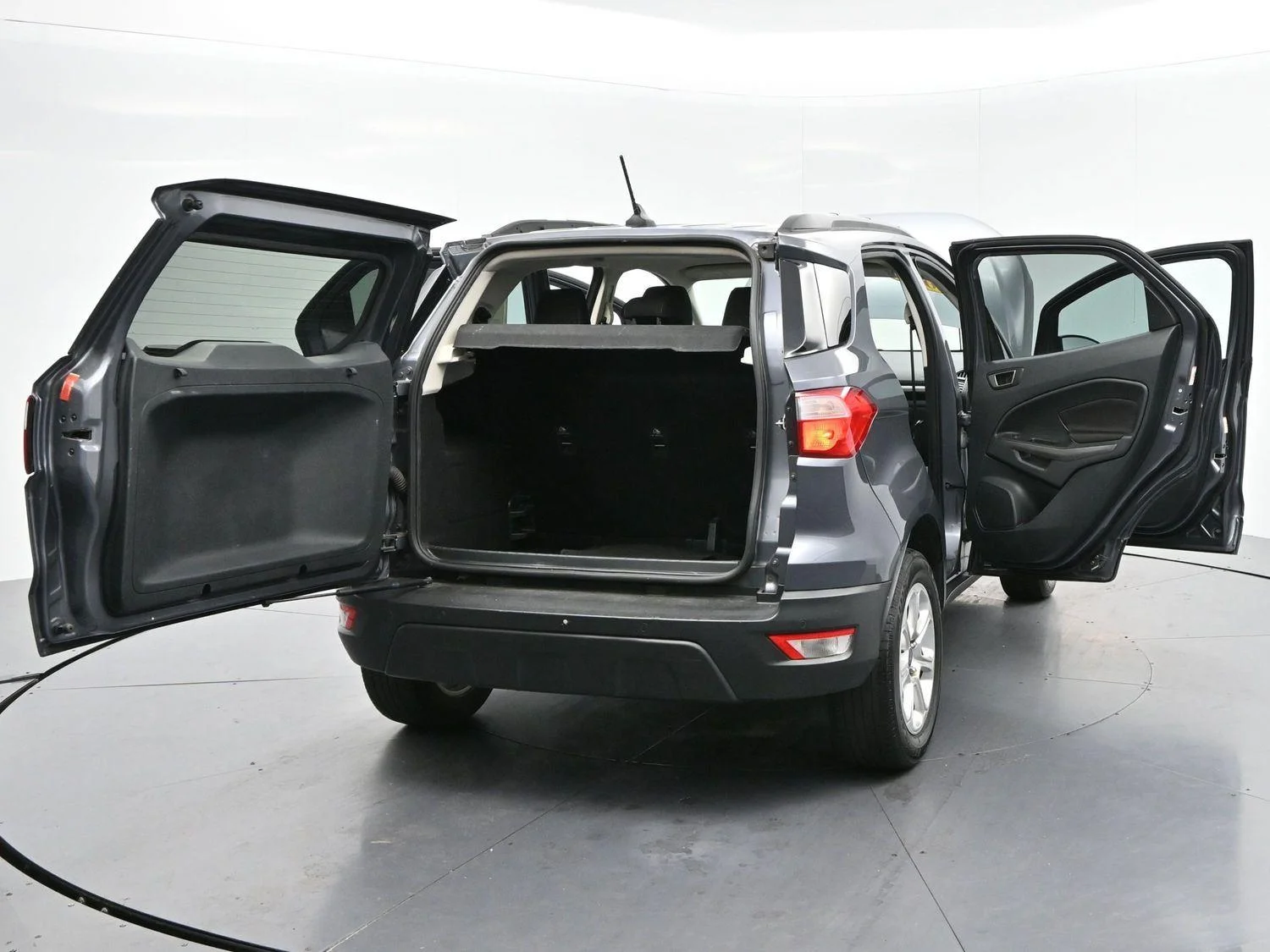 Used 2021 Smoke Ford SE image 42