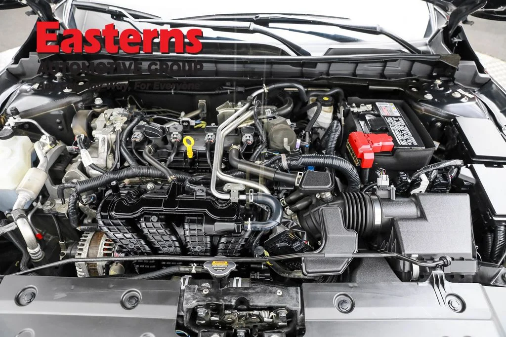 Used 2023 Black Nissan 2.5 SL image 7