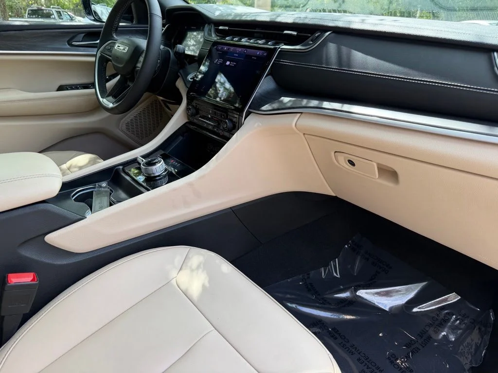 2025 Jeep Grand Cherokee L Limited - Photo 11
