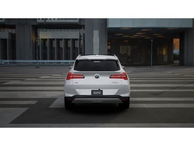 New 2026 Mineral White Metallic BMW 30 xDrive image 5