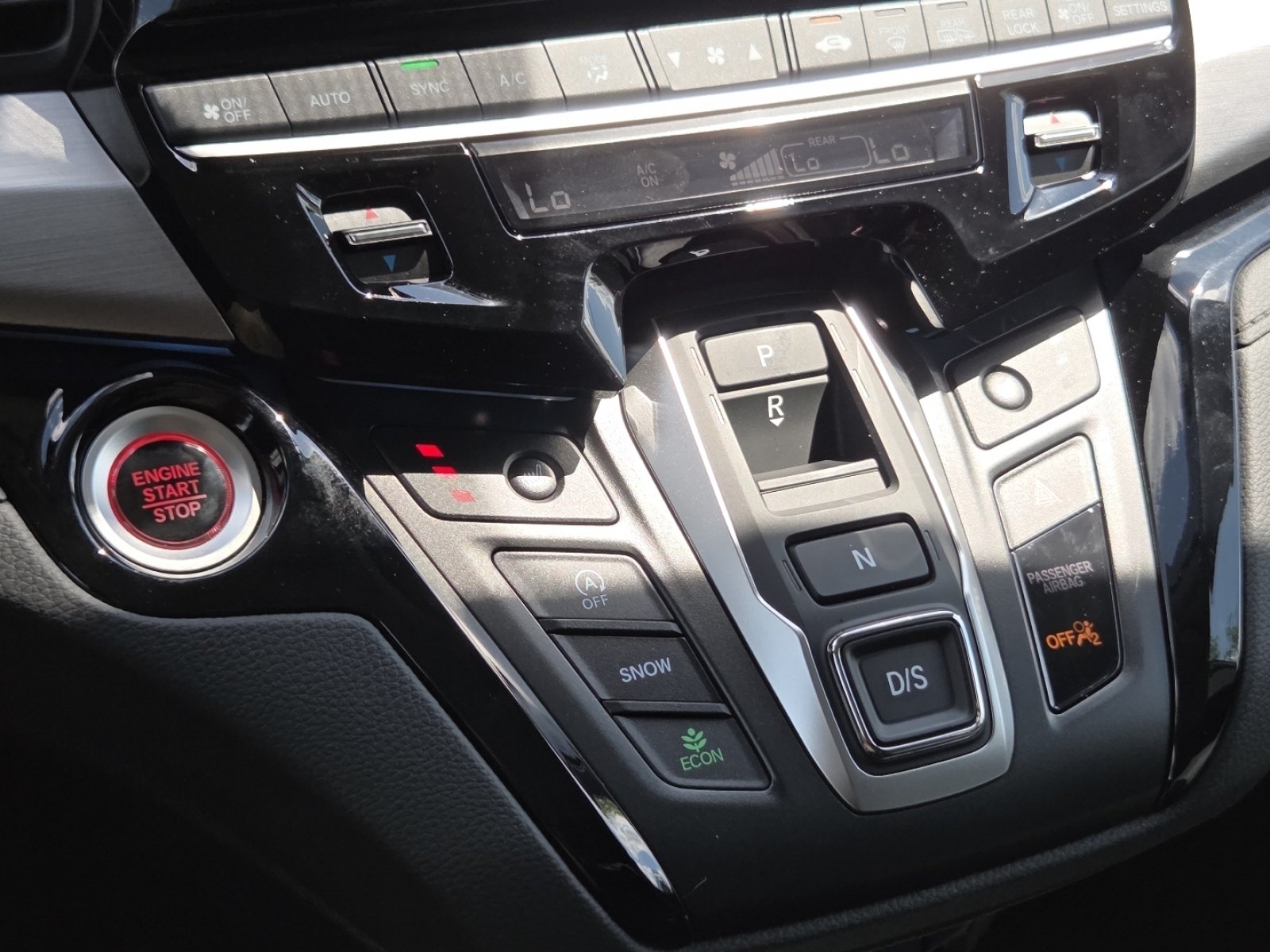 New 2026 Platinum White Pearl Honda Touring image 36