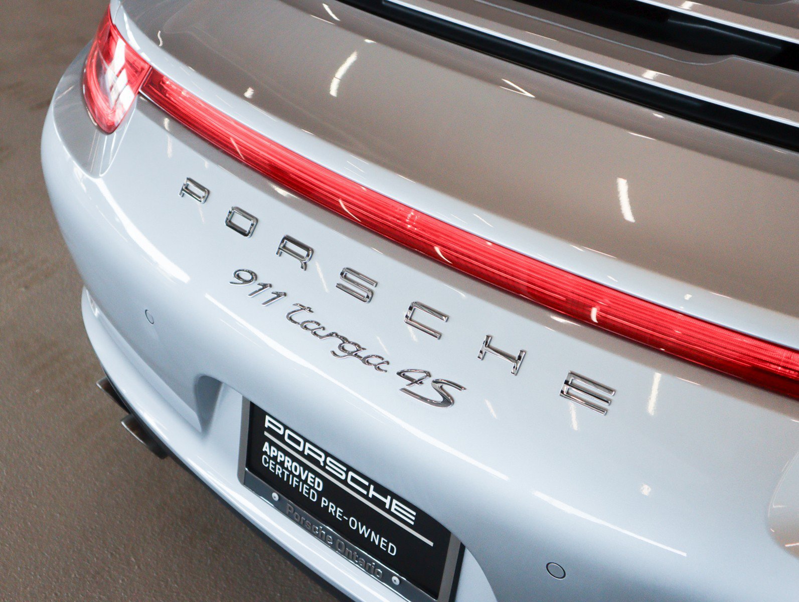 Certified Used 2015 Rhodium Silver Metallic Porsche Targa 4S image 27