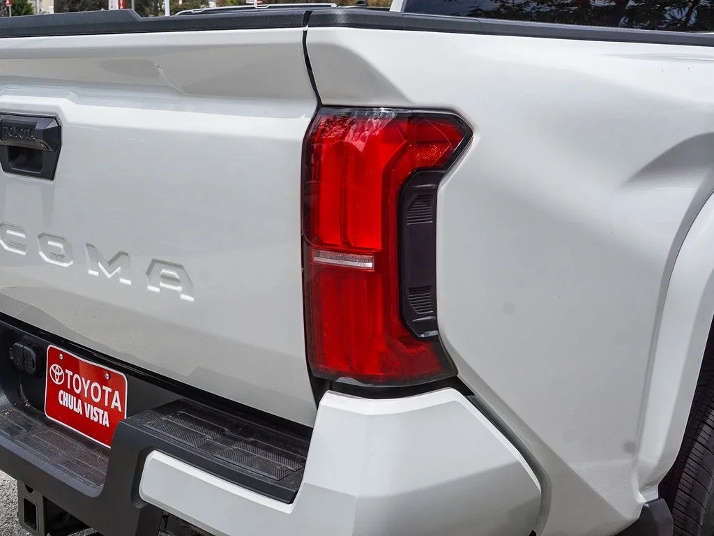 New 2026 Ice Cap Toyota  SR5 image 7