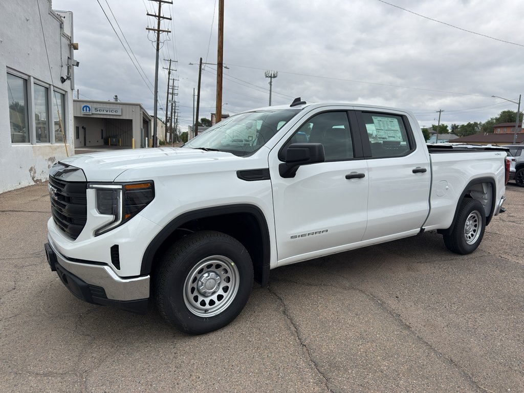 2026 GMC Sierra 4WD Crew Cab Standard Box Pro's photo