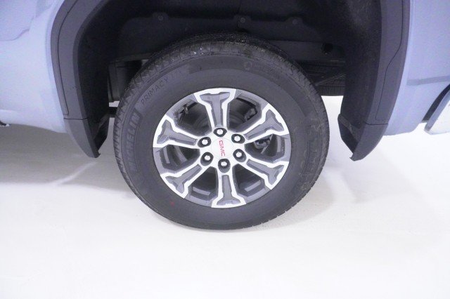 2026 GMC Sierra 1500 SLT - Photo 13