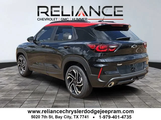New 2026 Mosaic Black Metallic Chevrolet RS image 4