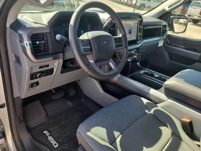 New 2026 Silver Metallic Ford XLT image 18