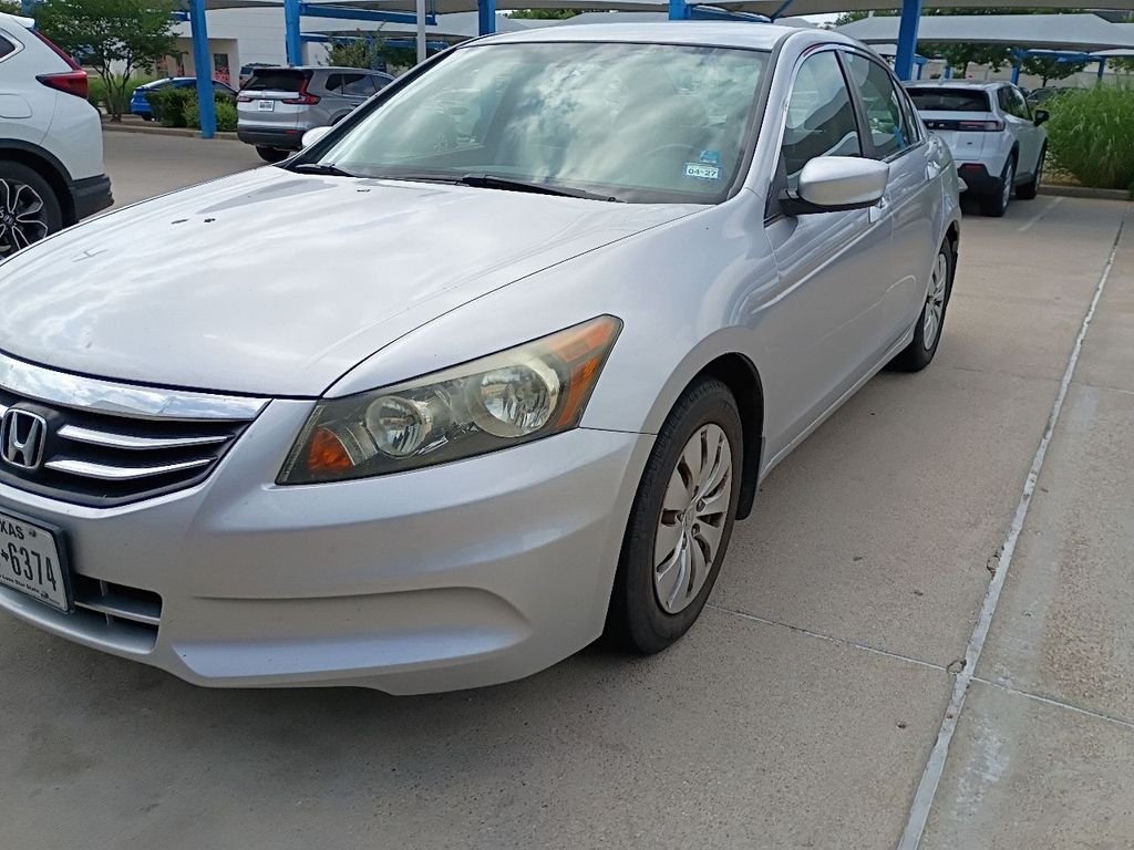 2011 Honda Accord LX Auto's photo