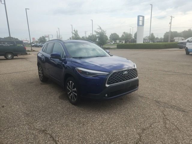 Used 2022 Blue Toyota XLE image 3