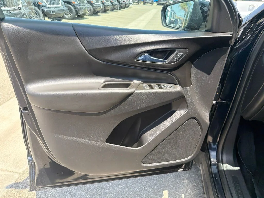 Used 2021 Blue Chevrolet LT image 13