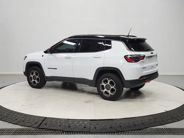Used 2022 White Jeep Trailhawk image 5