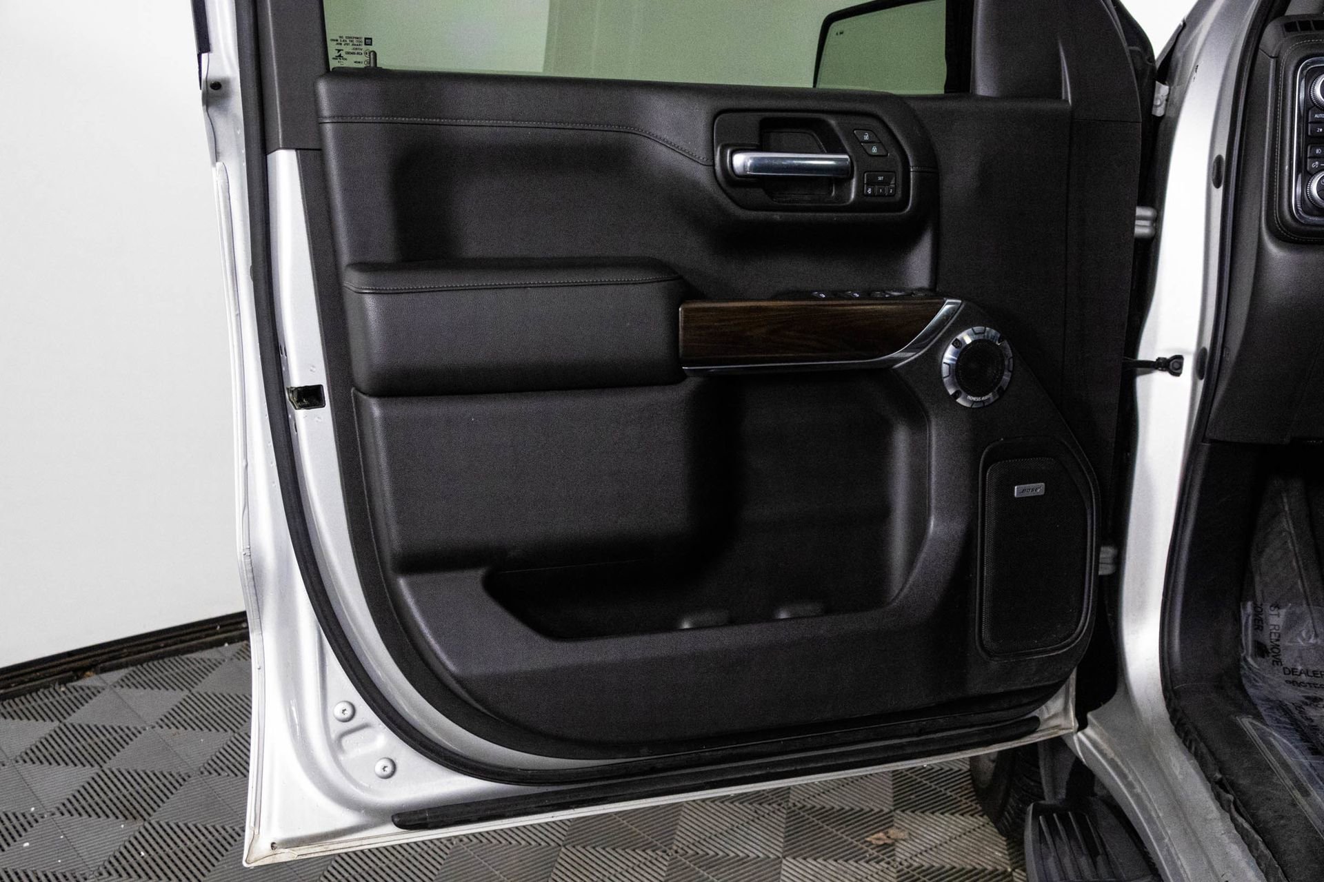 2019 GMC SIERRA - Image 30