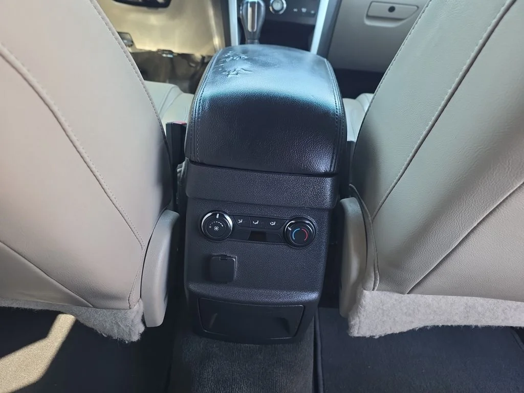 Used 2015 White Platinum Metallic Tri-Coat Ford XLT image 14