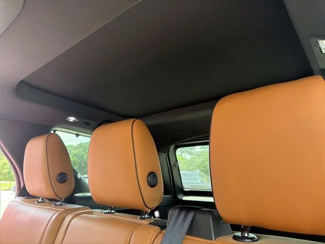 Used 2020 Black Land Rover HSE Luxury image 14