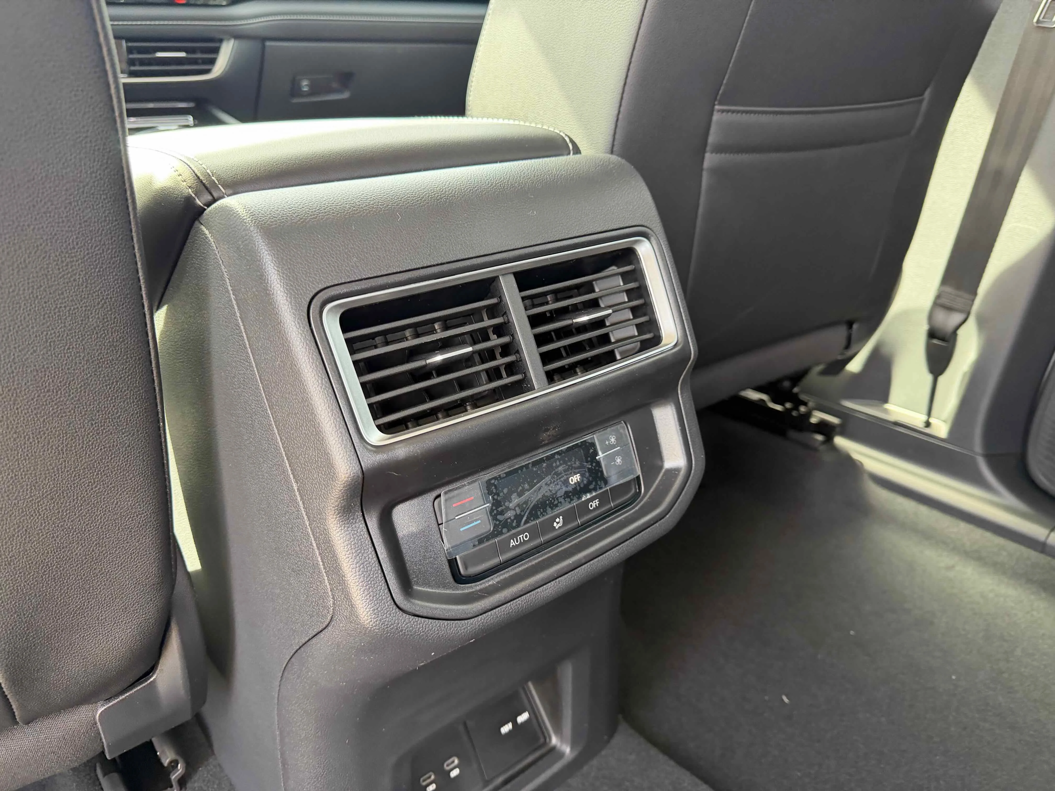 New 2026 Opal White Volkswagen 2.0T SE w/Technology image 29