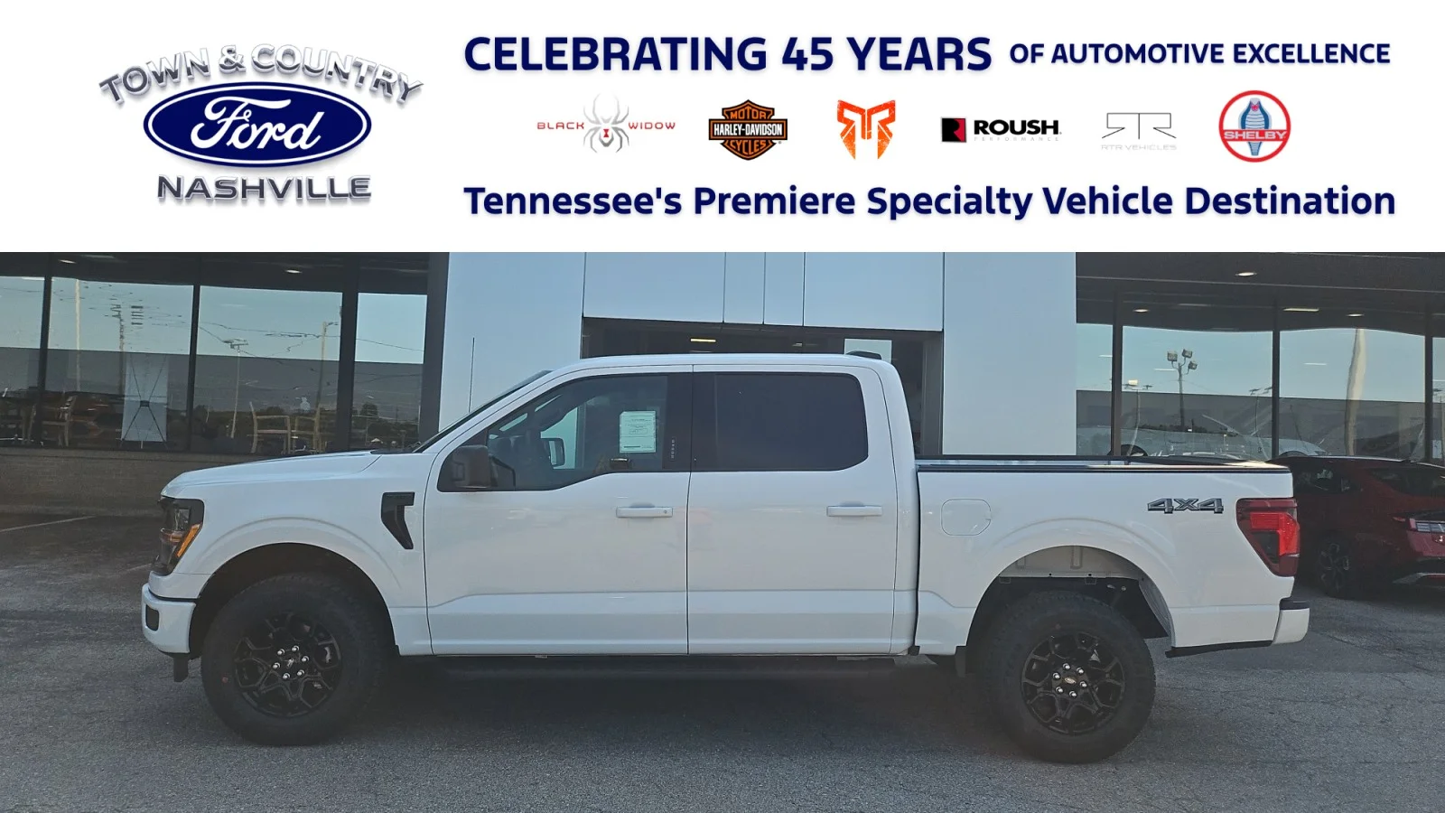 New 2026 Oxford White Ford XLT 4WD image 1