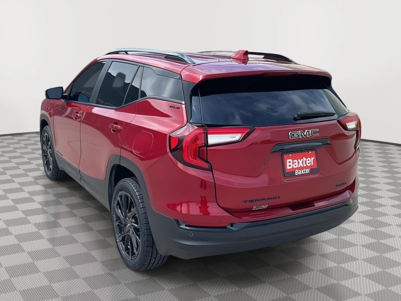Used 2023 Volcanic Red Tintcoat GMC SLE image 5