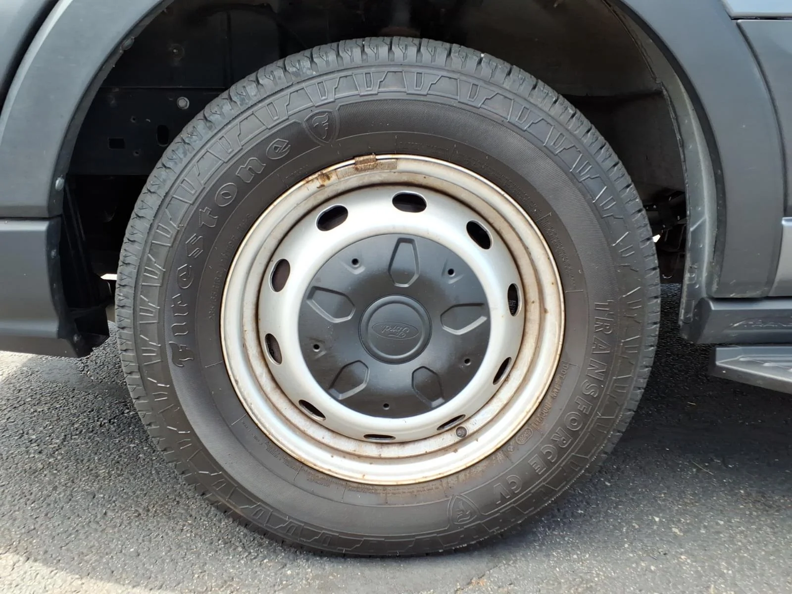 Used 2021 Gray Ford XL image 10