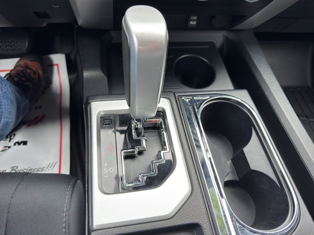 Used 2019 Magnetic Gray Metallic Toyota SR5 image 32