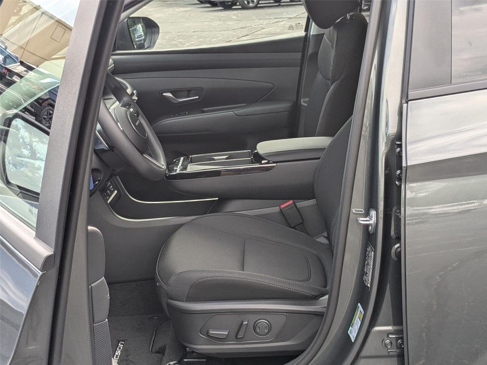 New 2026 Amazon Gray Hyundai SEL image 9